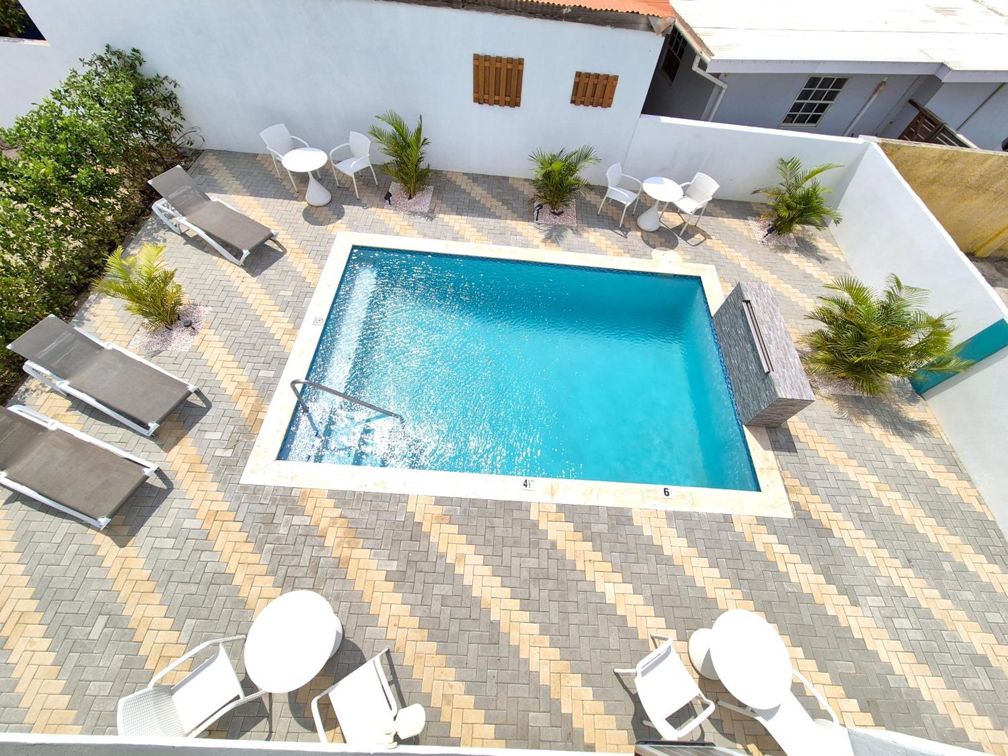 Ocean Breeze Apartments In Aruba Oranjestad Exteriör bild