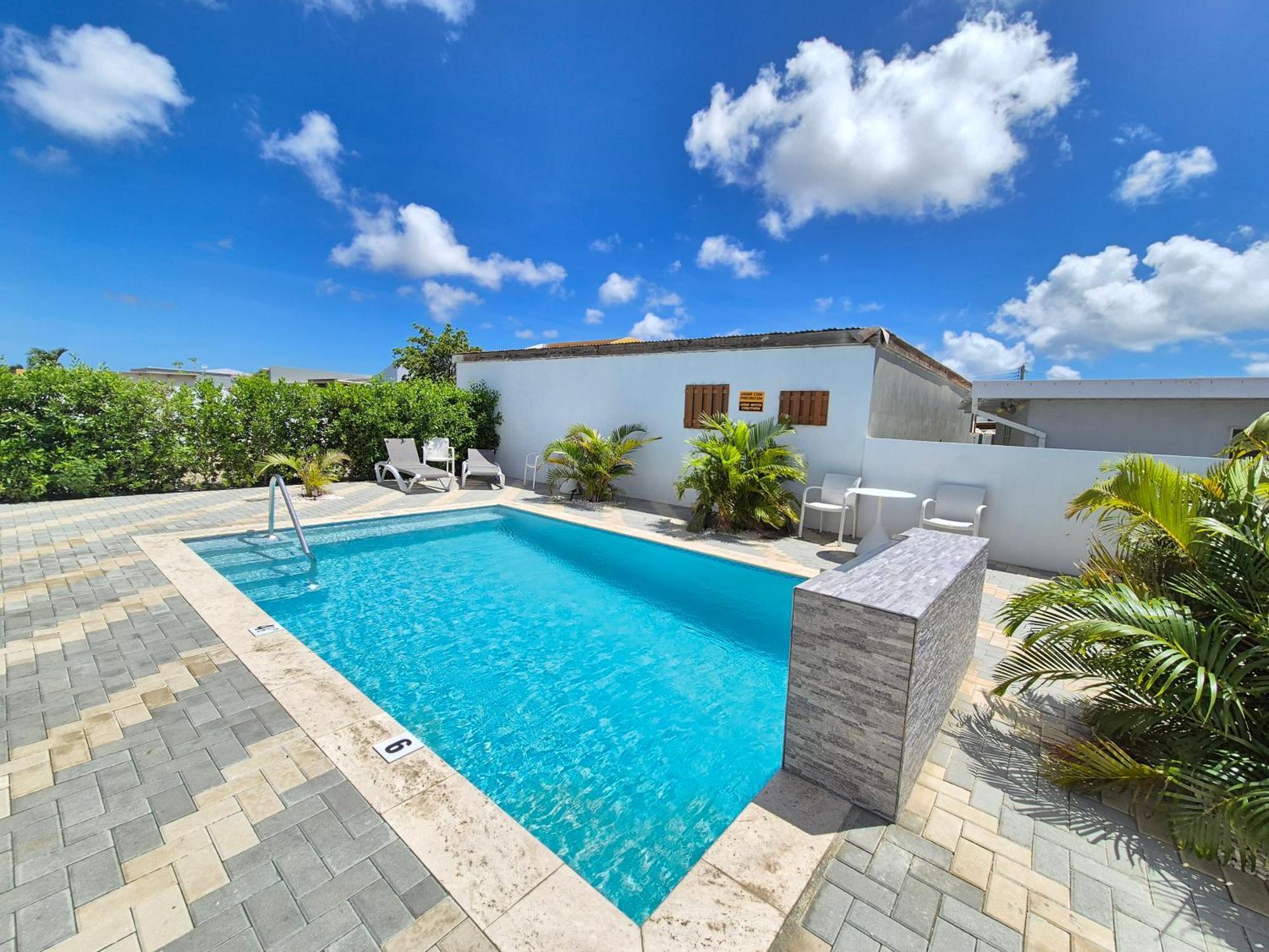 Ocean Breeze Apartments In Aruba Oranjestad Exteriör bild